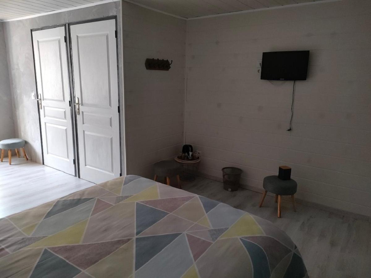 Hotel Les Remparts Nozeroy Eksteriør bilde