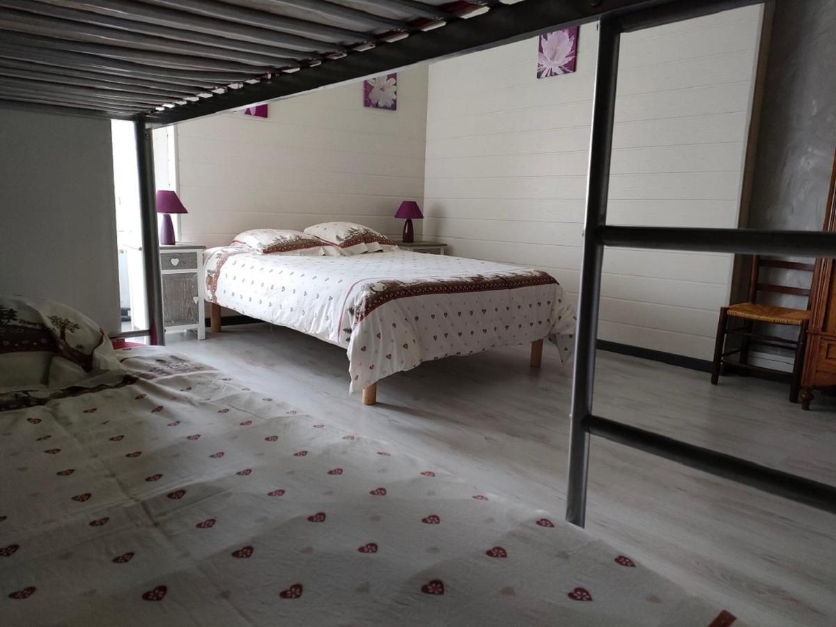 Hotel Les Remparts Nozeroy Eksteriør bilde